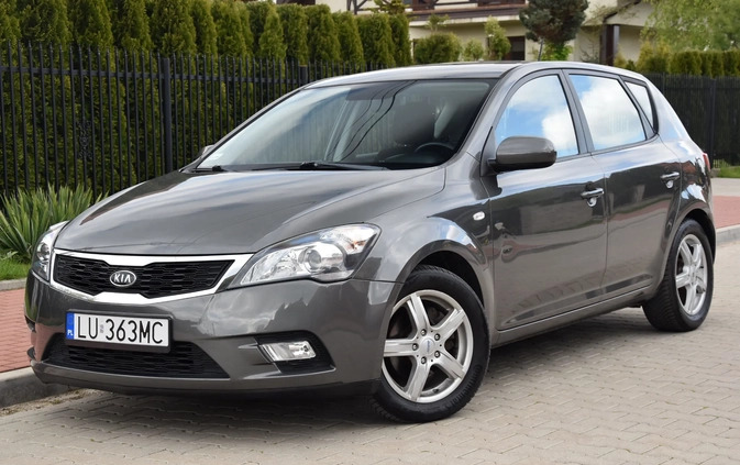 Kia Ceed cena 17900 przebieg: 220000, rok produkcji 2010 z Płock małe 596